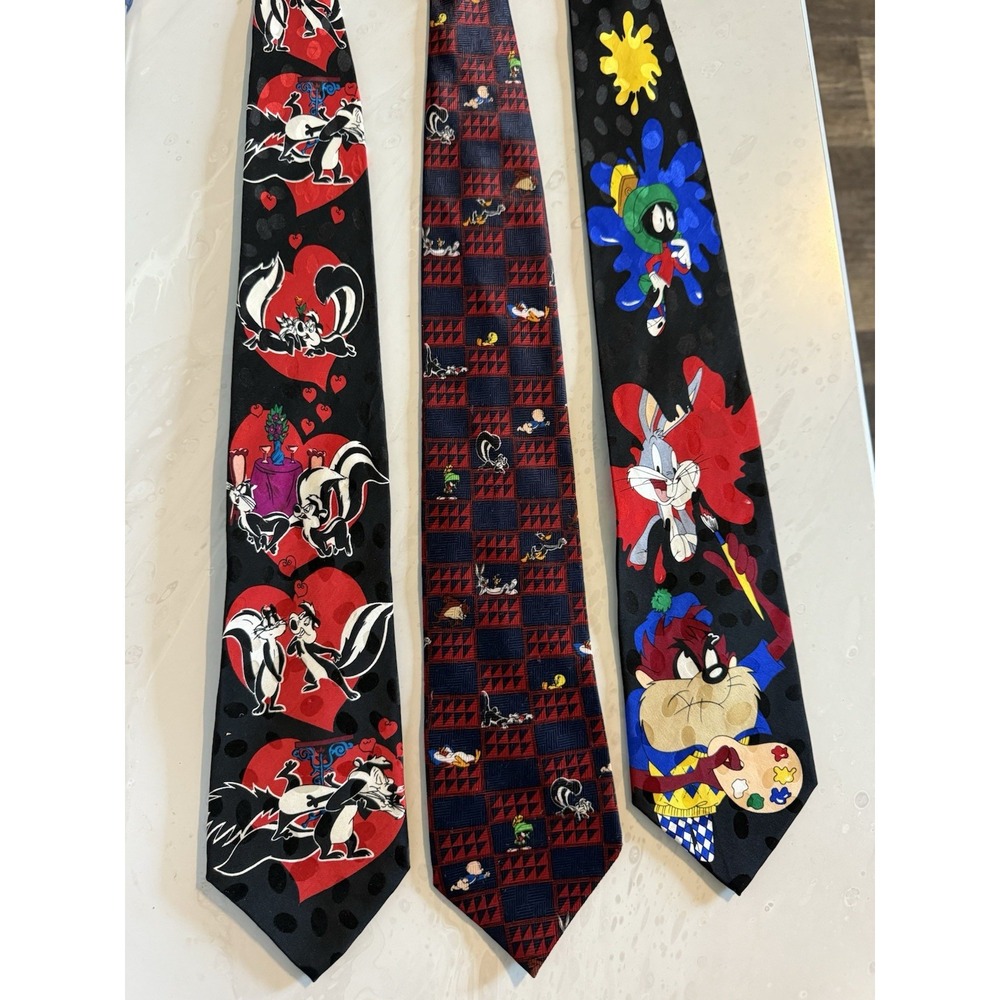 Vintage Looney Tunes Mania Ties Lot of 3 Bugs Bunny Taz Pepe Le Pew Silk‎ 90s WB